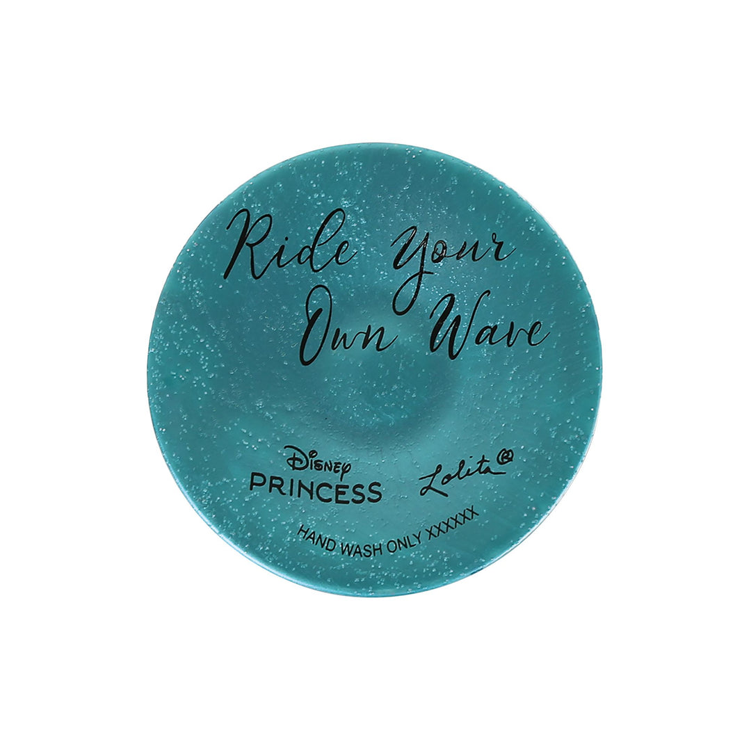 Disney Ride Your Own Wave, Glass