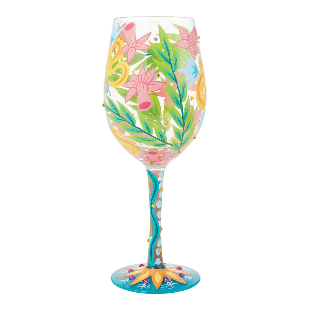 Flower pattern on wine glass